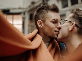 You are currently viewing 1ª Parada LGBTQIA+ da Lapa, no Rio de Janeiro, acontece neste domingo com Inês Brasil