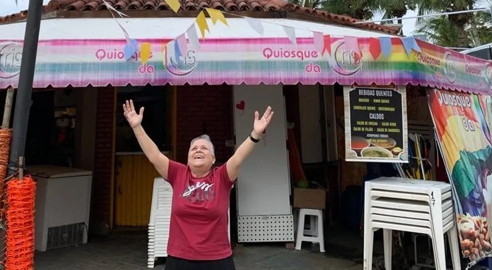 You are currently viewing São Vicente cria ‘Semana do Empreendedorismo LGBTQIA+’ em homenagem à dona do ‘Quiosque da Cris’