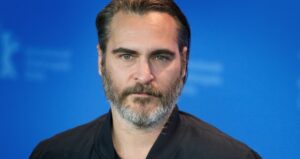 Read more about the article Joaquin Phoenix to take on gay role in Todd Haynes’ NC-17 film & the internet is losing their minds