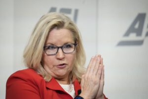 Read more about the article It sure sounds like Liz Cheney is plotting to blow things up for Republicans in 2024
