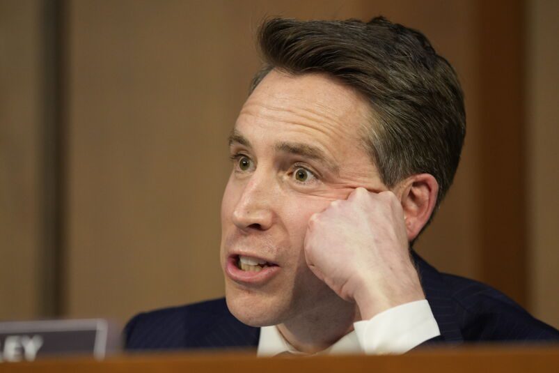 You are currently viewing Josh Hawley celebrated his most recent fundraising haul… by blowing $75,000 on a new car???