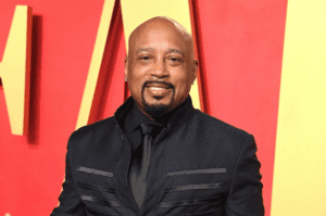 Read more about the article FUBU CEO Daymond John on how homophobia affected the fashion line in the ‘90s: “Nobody wanted to talk to us”