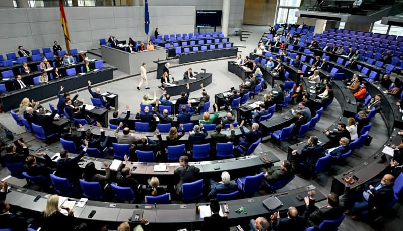 You are currently viewing German lawmakers approve new gender self-determination law