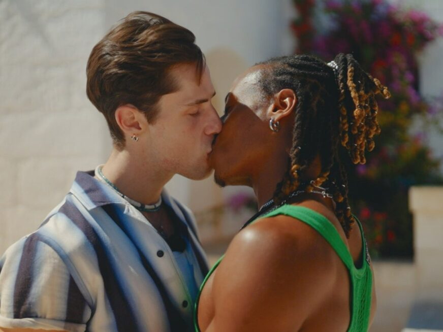 You are currently viewing I Kissed A Boy… again! The U.K.’s hit gay dating show heads across the pond
